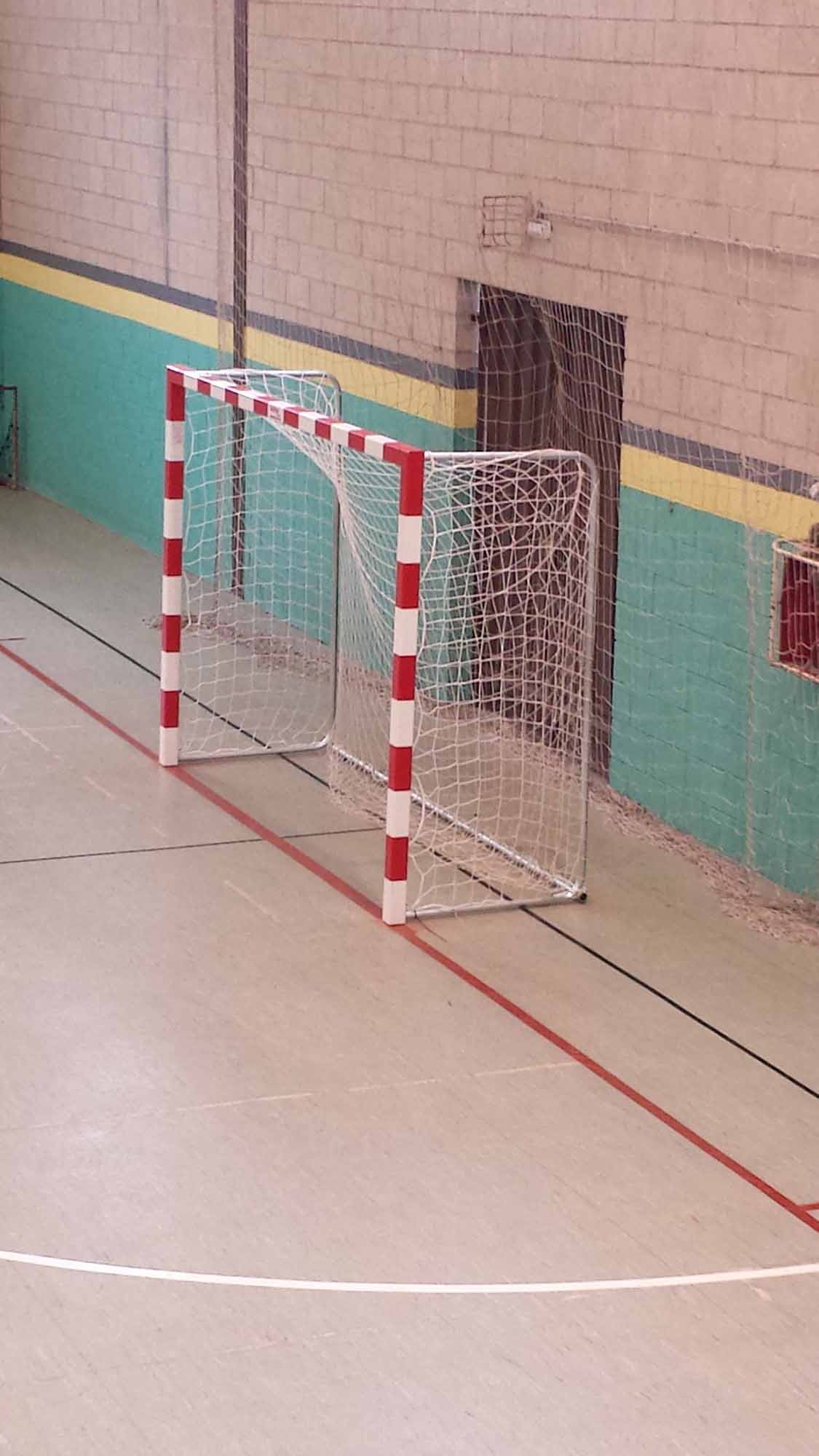 JUEGO PORTERÍAS ALUMINIO BALONMANO-FÚTBOL SALA 80X80 TRASLADABLES CON BASE TUBO REDONDO - Imagen 3
